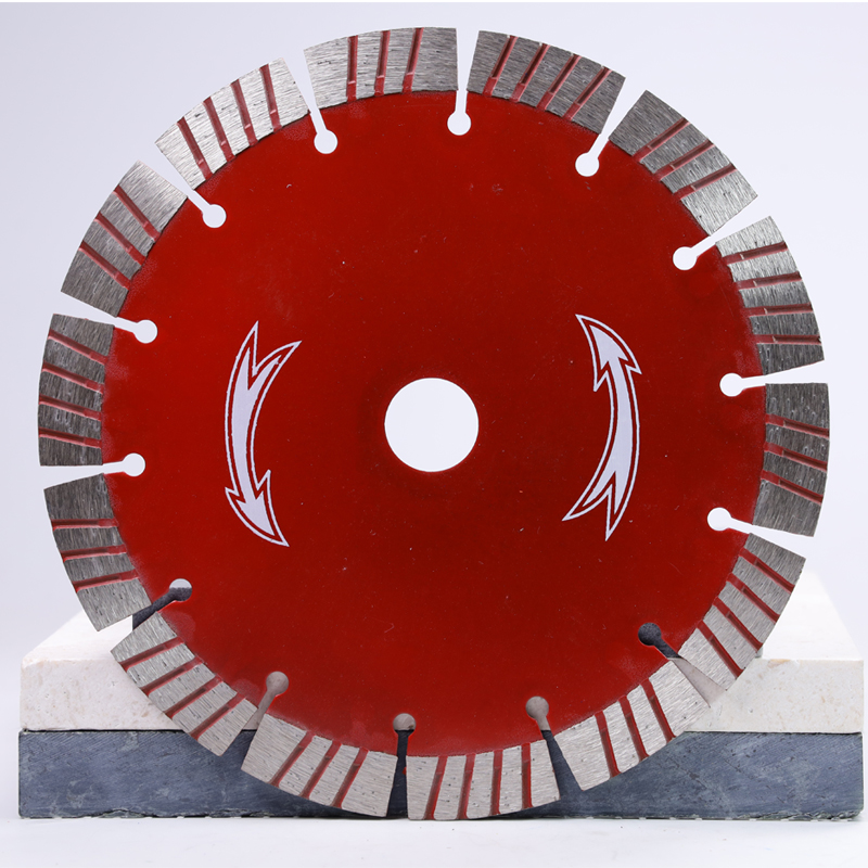 Hot Pressed Turbo Segmented Diamond Saw Blade